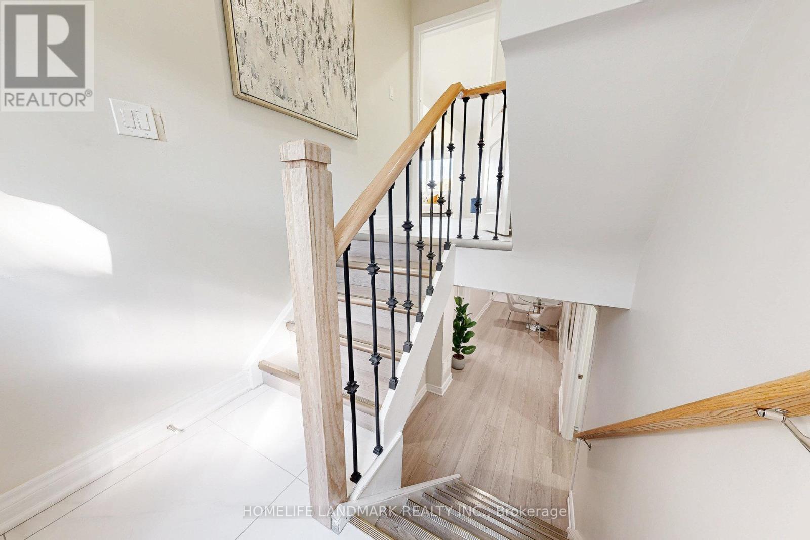 17 Oldborough Circle, Toronto, Ontario  M2J 3A1 - Photo 30 - C12402019