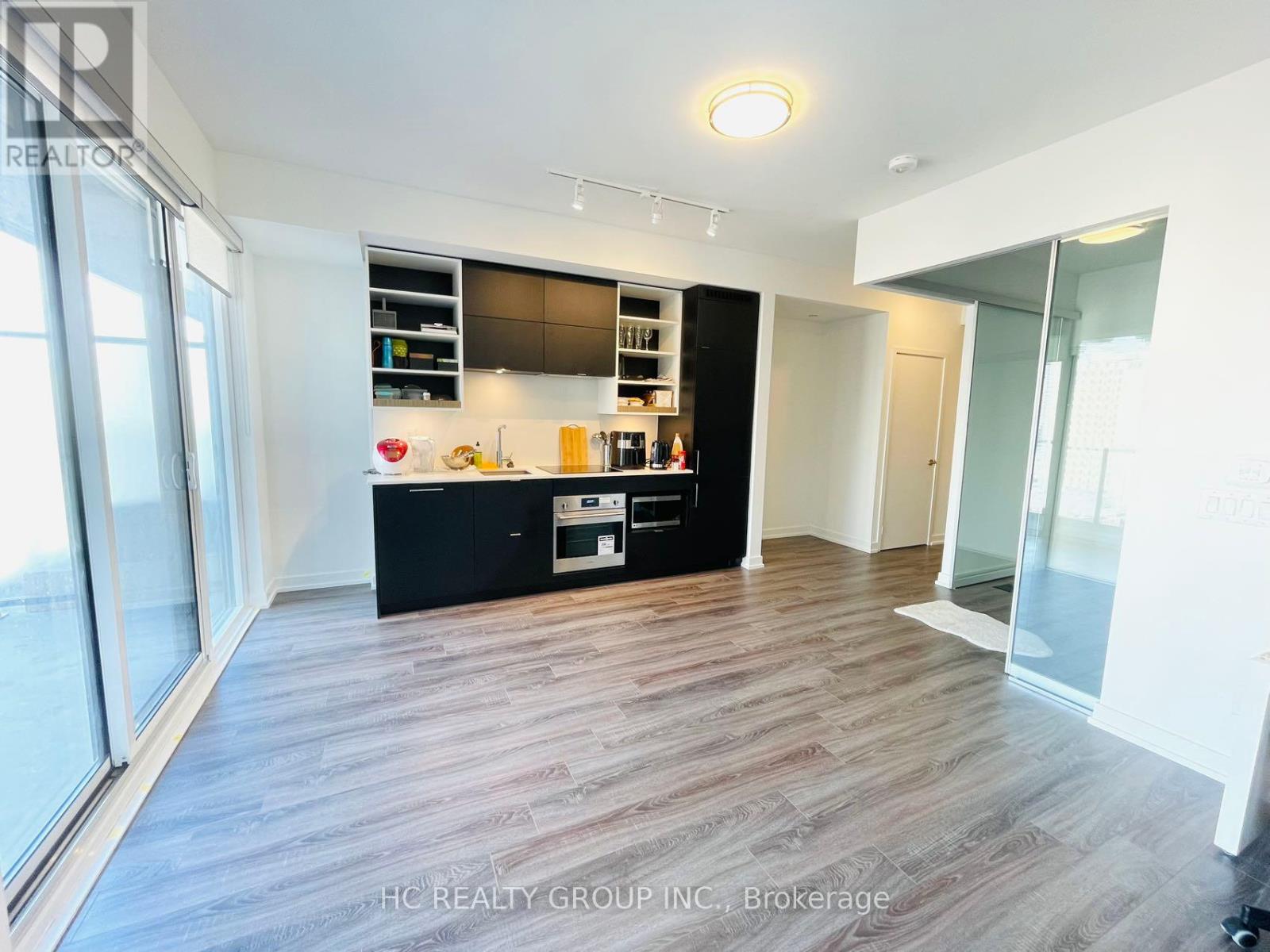 1321 - 20 Edward Street, Toronto, Ontario  M5G 0C5 - Photo 10 - C12402024