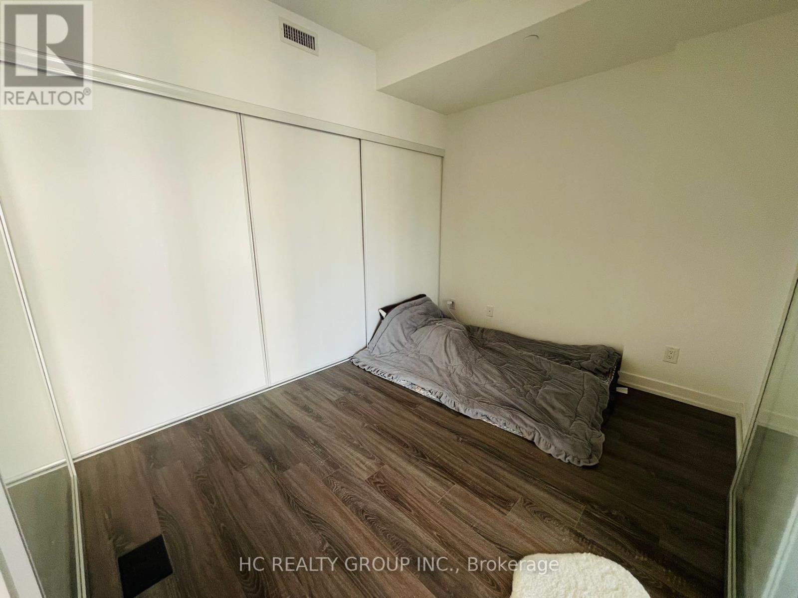 1321 - 20 Edward Street, Toronto, Ontario  M5G 0C5 - Photo 11 - C12402024