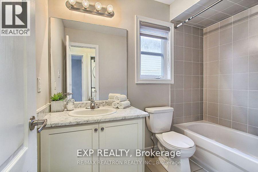 41 Deneb Street, Barrie, Ontario  L4M 0K6 - Photo 13 - S12395824
