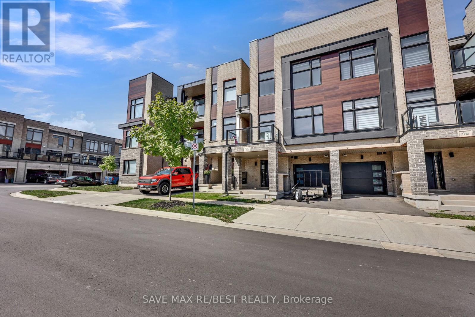 2536 Littlefield Crescent, Oakville, Ontario  L6M 4G3 - Photo 5 - W12400250