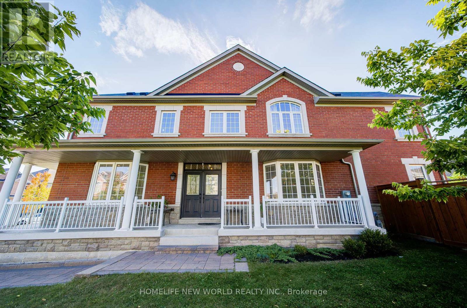 2 London Pride Drive, Richmond Hill (Jefferson), Ontario  L4E 0X3 - Photo 1 - N12402007
