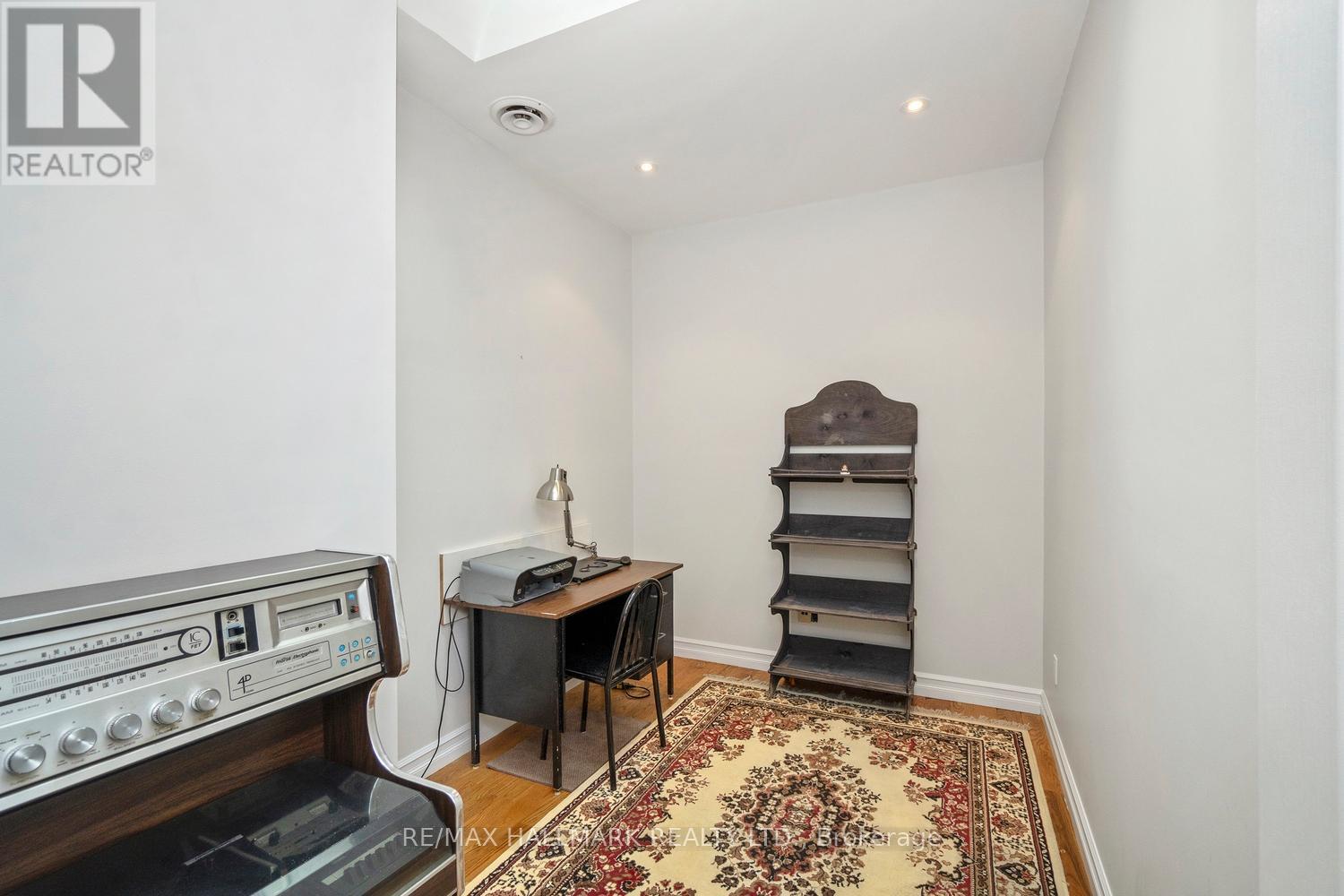 3631 Dundas Street W, Toronto, Ontario  M6S 2T2 - Photo 23 - W12401998