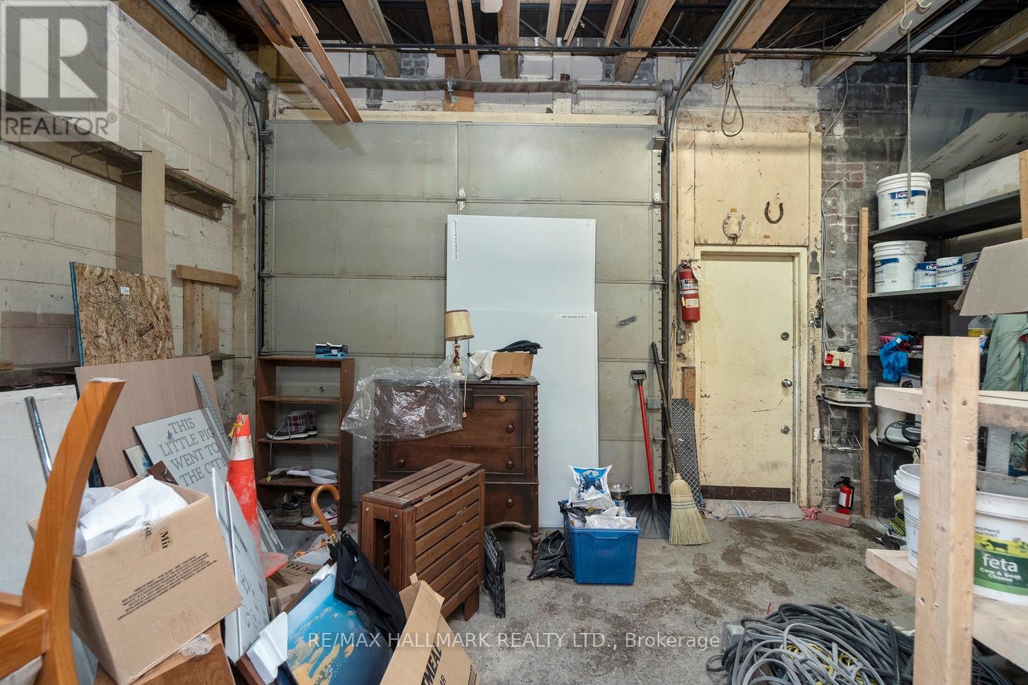 3631 Dundas Street W, Toronto, Ontario  M6S 2T2 - Photo 13 - W12402012