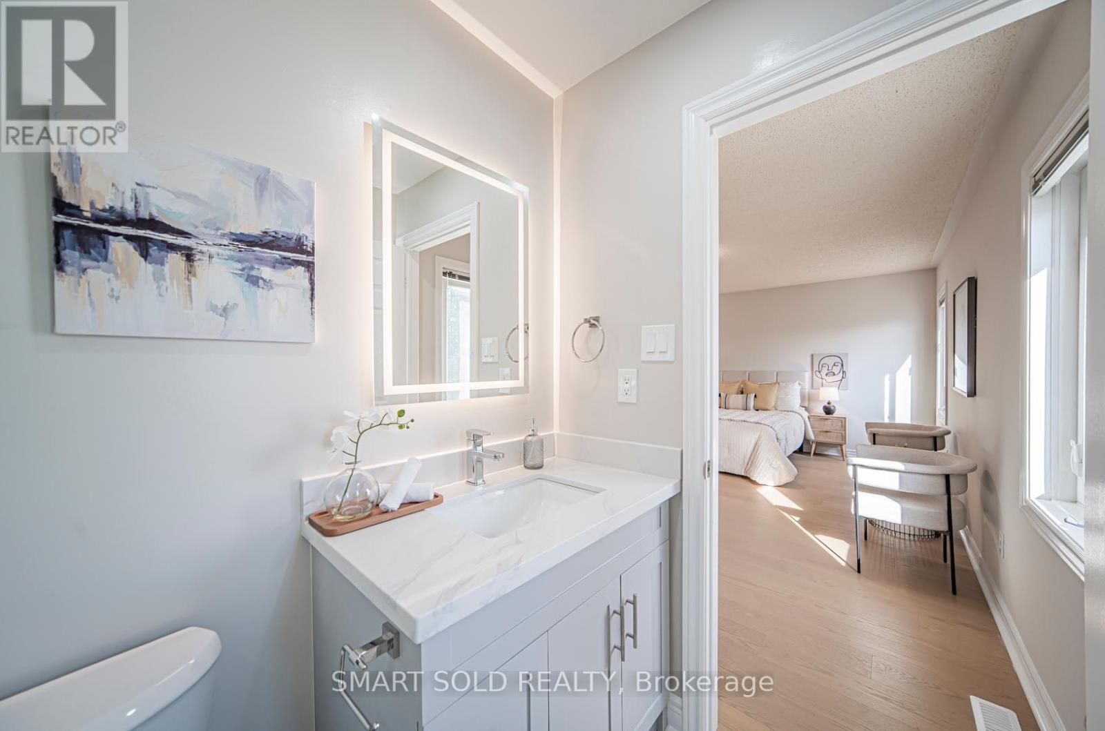 5685 Bell Harbour Drive, Mississauga, Ontario  L5M 5K2 - Photo 25 - W12402018