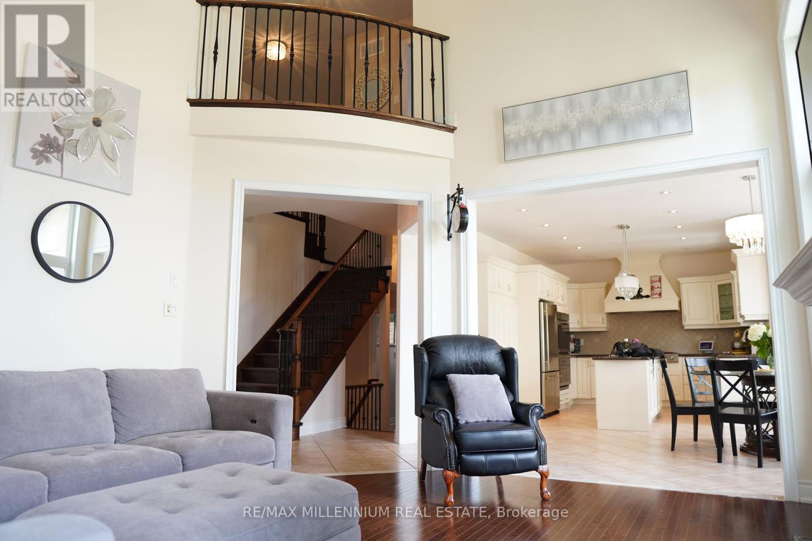 40 Rampart Drive, Brampton (Vales Of Castlemore North), Ontario  L6P 2Z1 - Photo 12 - W12402021