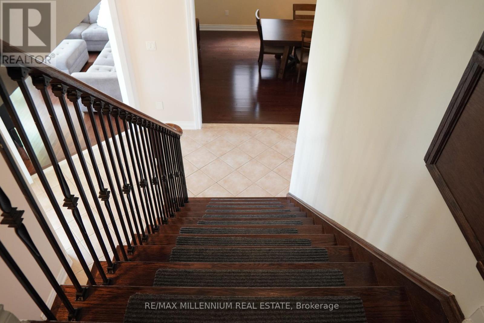 40 Rampart Drive, Brampton (Vales Of Castlemore North), Ontario  L6P 2Z1 - Photo 16 - W12402021
