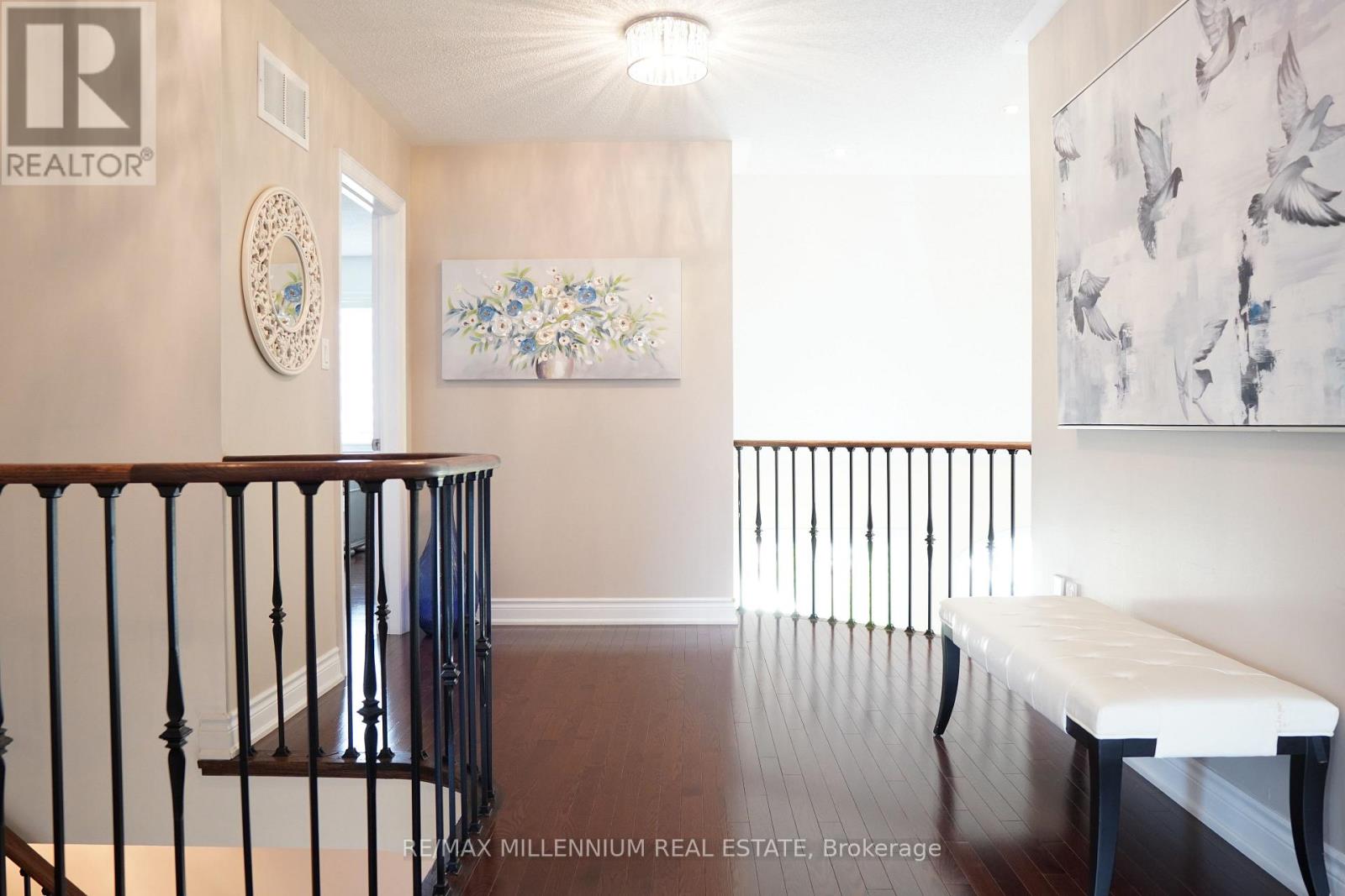 40 Rampart Drive, Brampton (Vales Of Castlemore North), Ontario  L6P 2Z1 - Photo 18 - W12402021
