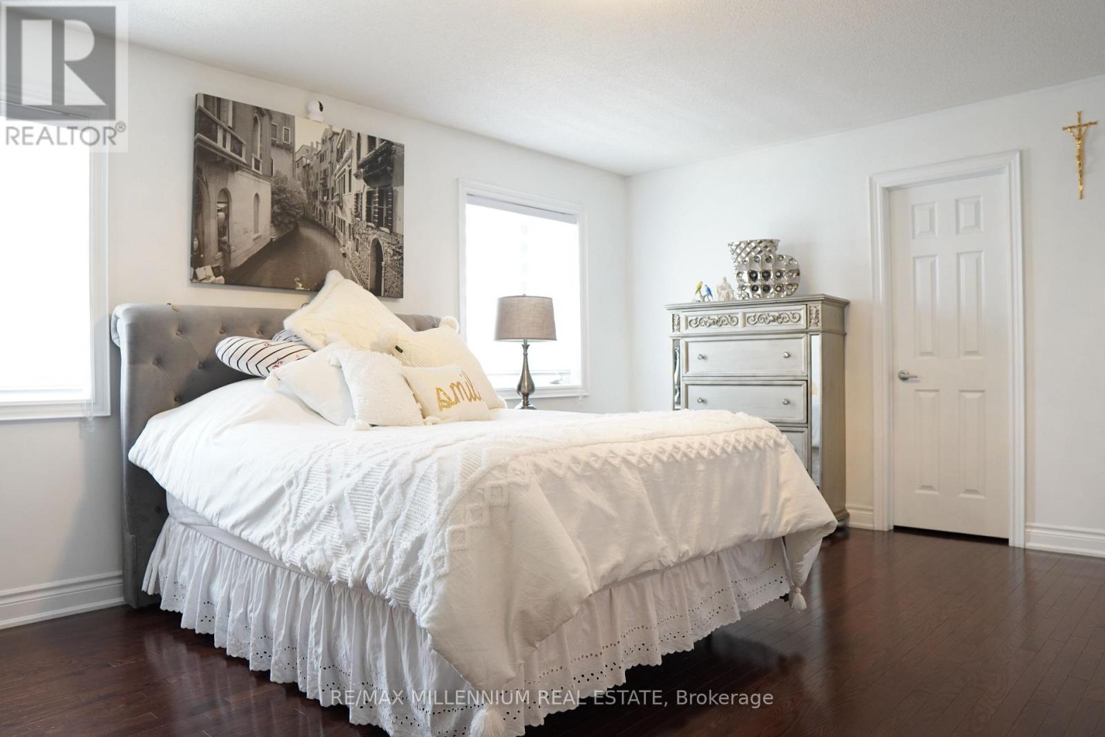 40 Rampart Drive, Brampton (Vales Of Castlemore North), Ontario  L6P 2Z1 - Photo 21 - W12402021