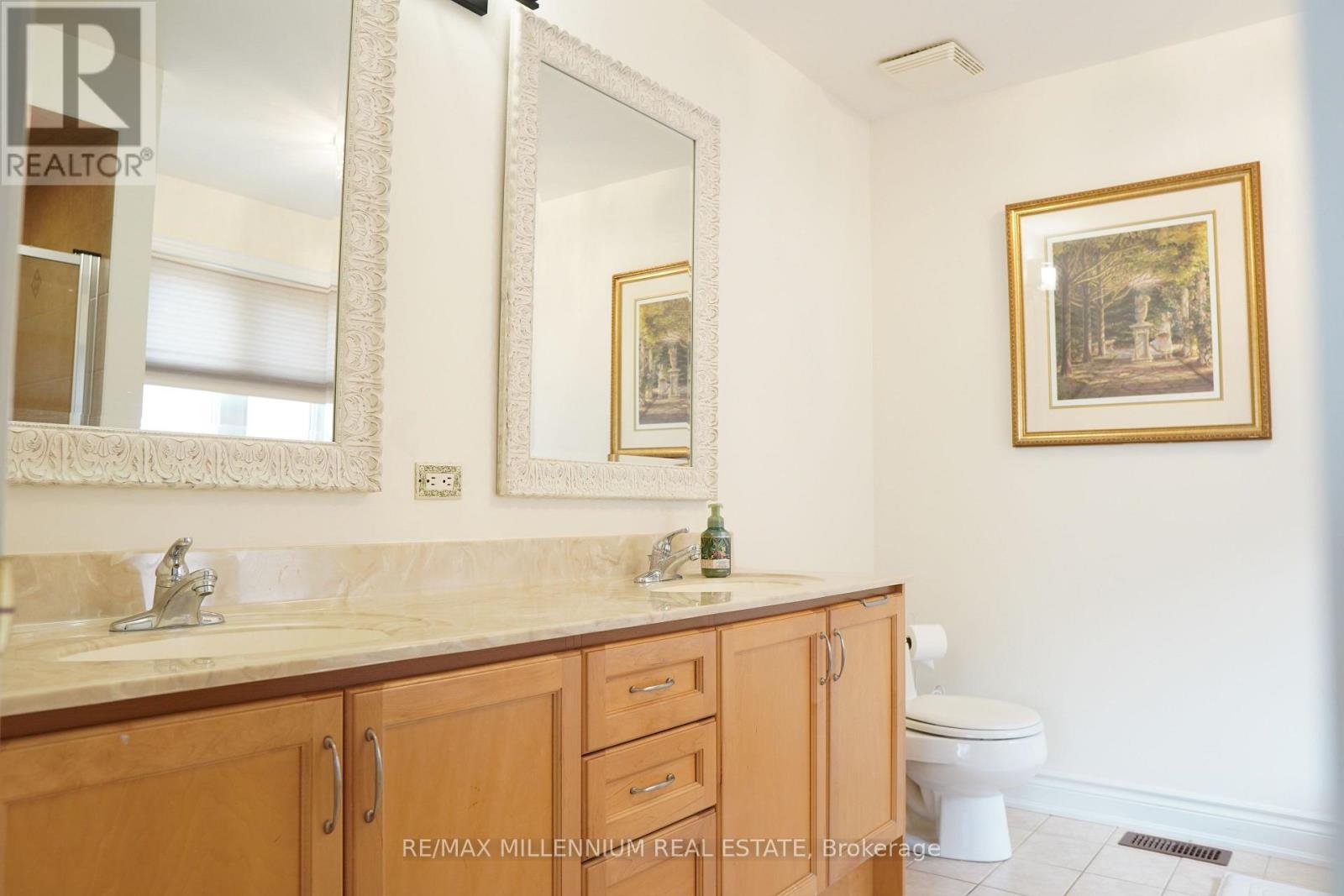 40 Rampart Drive, Brampton (Vales Of Castlemore North), Ontario  L6P 2Z1 - Photo 23 - W12402021