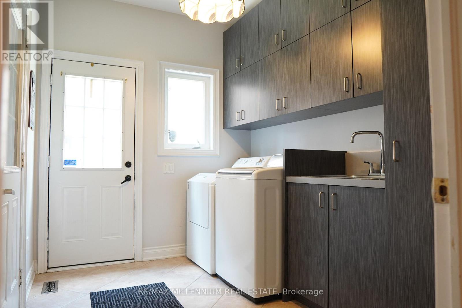 40 Rampart Drive, Brampton (Vales Of Castlemore North), Ontario  L6P 2Z1 - Photo 31 - W12402021