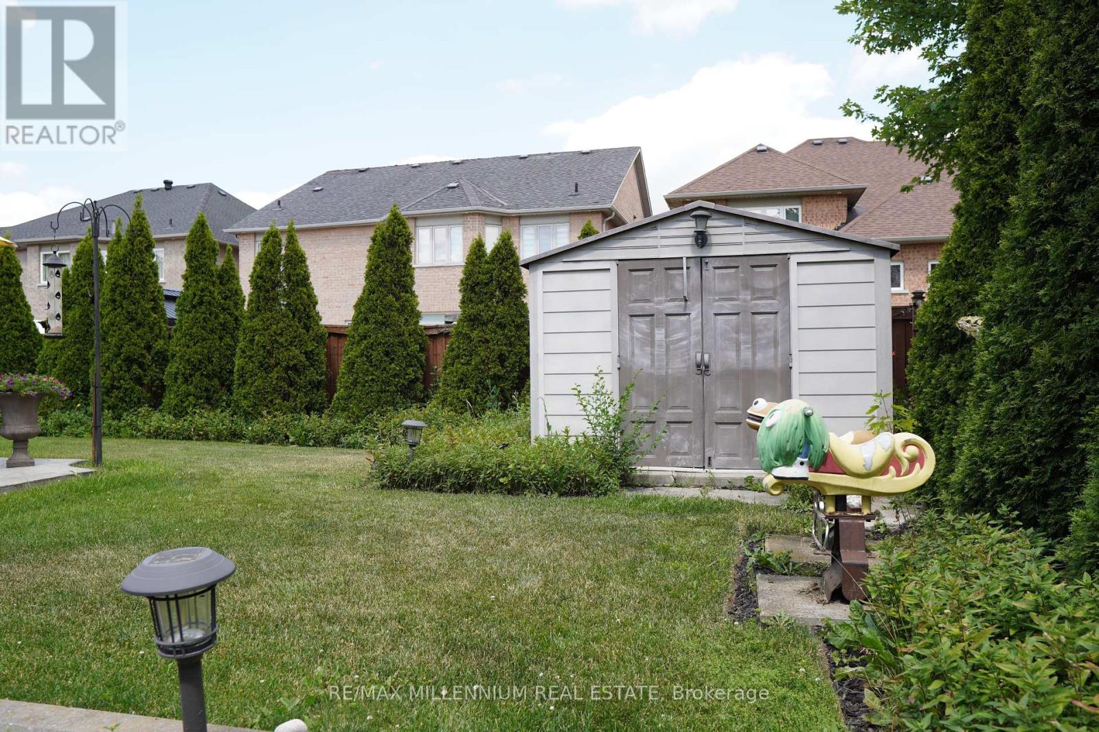 40 Rampart Drive, Brampton (Vales Of Castlemore North), Ontario  L6P 2Z1 - Photo 44 - W12402021