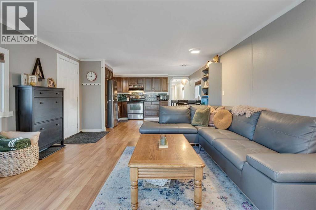 312 Aurora Drive, High River, Alberta  T1V 1J6 - Photo 6 - A2255592