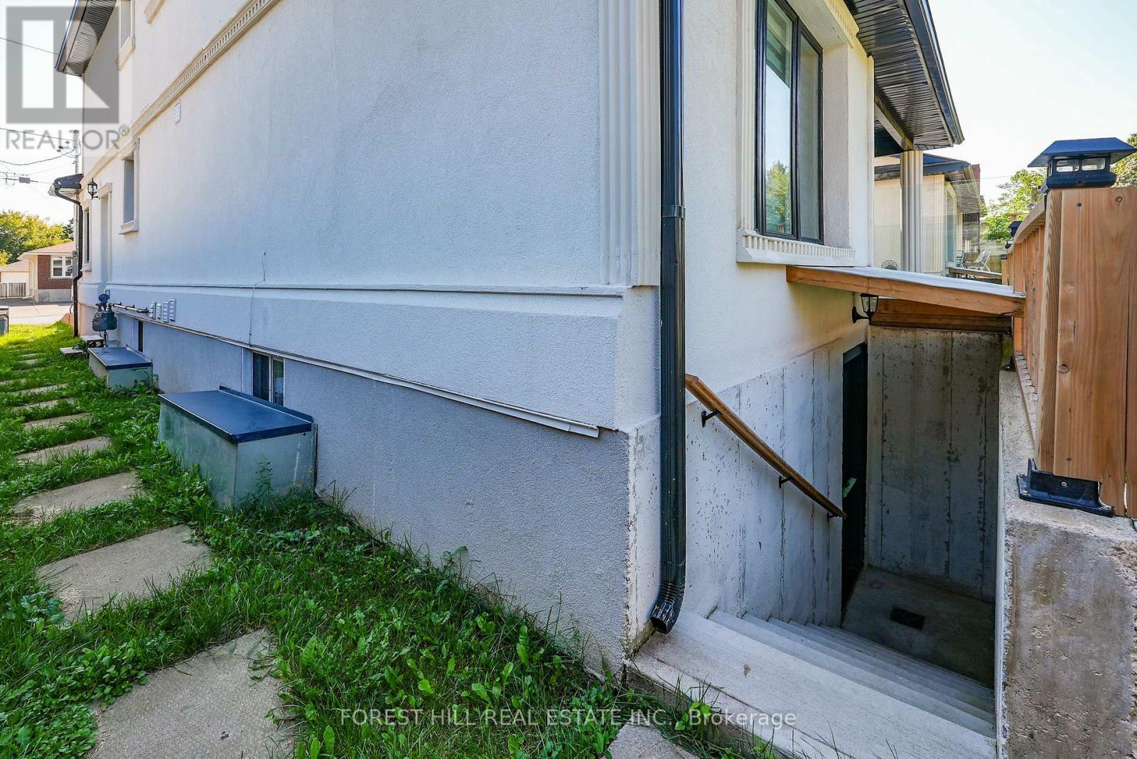 5515 Glenholme Avenue, Niagara Falls, Ontario  L2G 4X8 - Photo 43 - X12402043