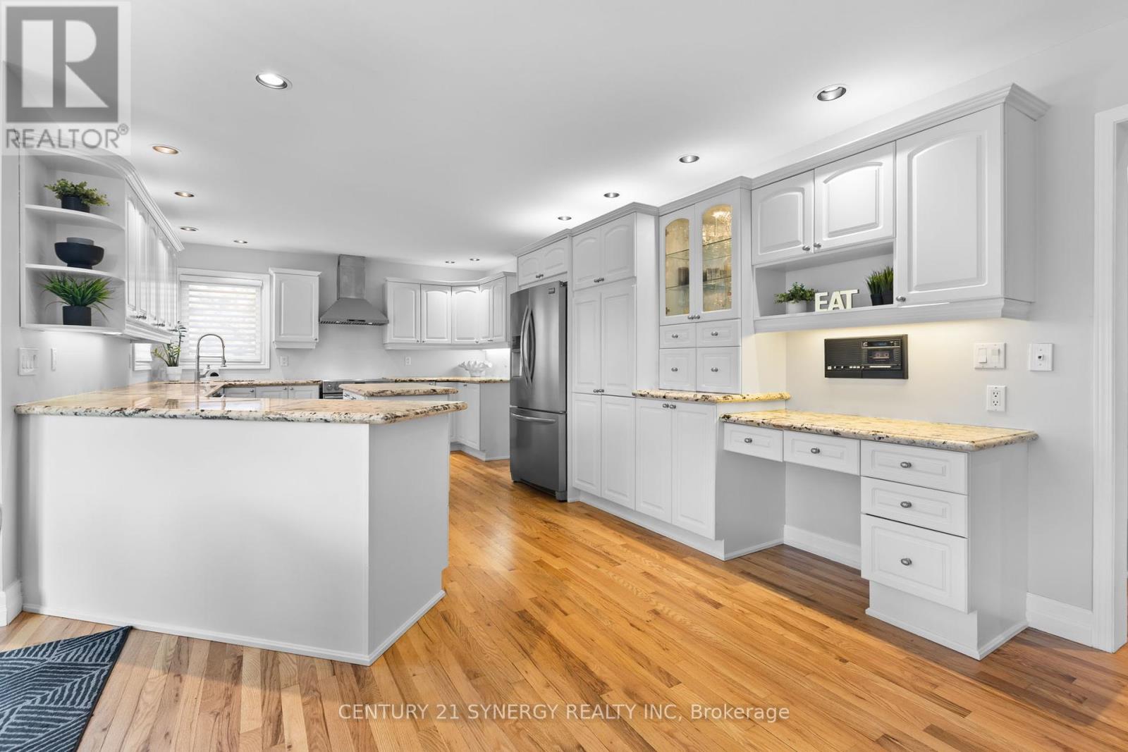 711 Merkley Drive, Ottawa, Ontario  K4A 2T7 - Photo 11 - X12402056