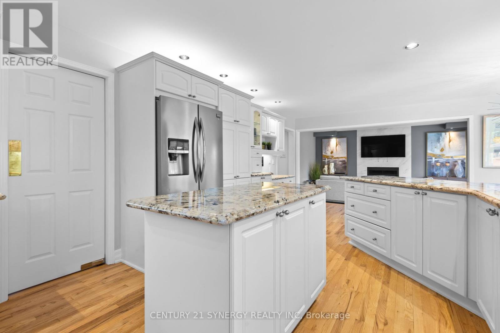 711 Merkley Drive, Ottawa, Ontario  K4A 2T7 - Photo 12 - X12402056