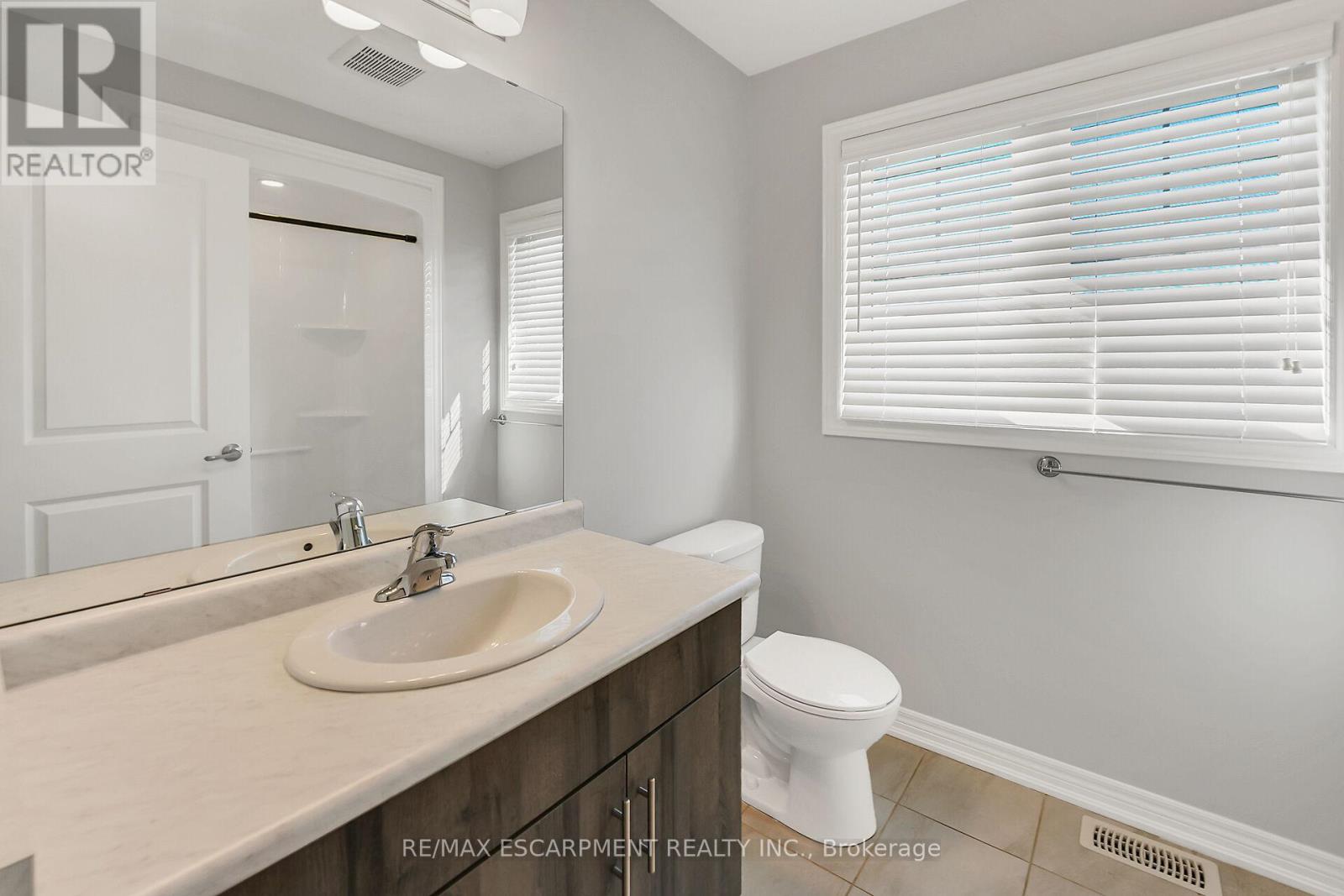 152 Heron Street, Welland, Ontario  L3C 0G8 - Photo 16 - X12402006
