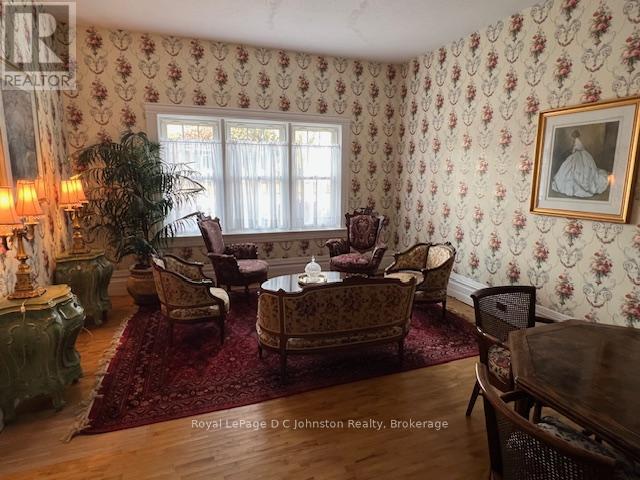 69 Albert Street N, Saugeen Shores, Ontario  N0H 2L0 - Photo 12 - X12402058