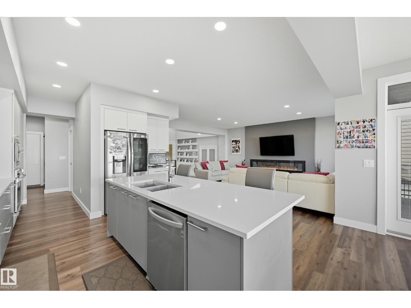 1487 Howes Cr Sw, Edmonton, Alberta  T6W 4G6 - Photo 16 - E4457679