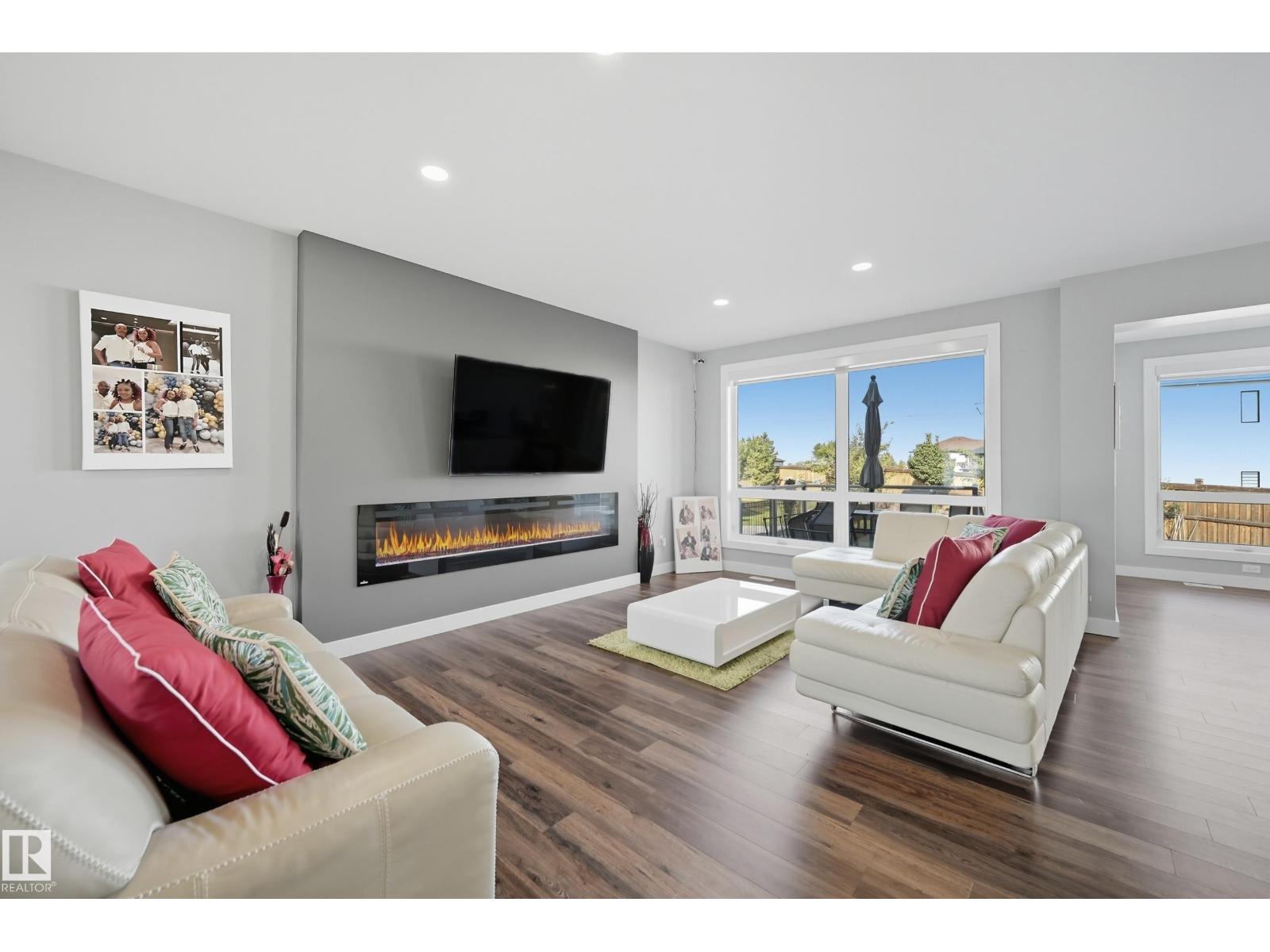 1487 Howes Cr Sw, Edmonton, Alberta  T6W 4G6 - Photo 6 - E4457679