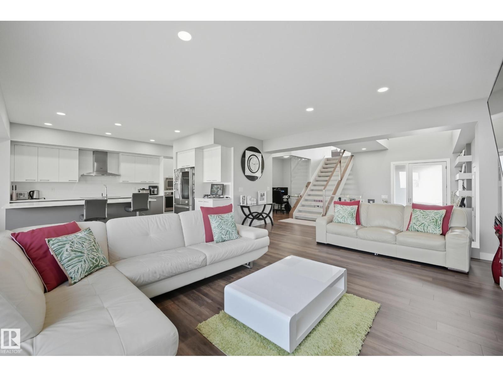 1487 Howes Cr Sw, Edmonton, Alberta  T6W 4G6 - Photo 8 - E4457679
