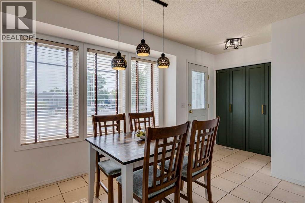 396 Regal Park Ne, Calgary, Alberta  T2E 0S6 - Photo 14 - A2255968