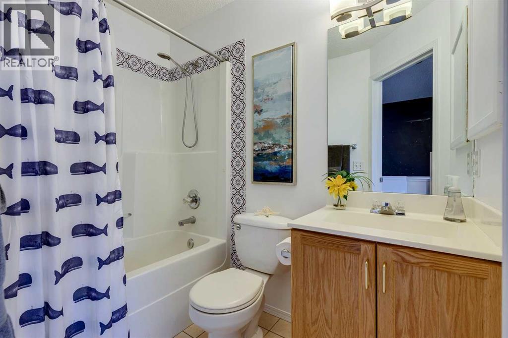 396 Regal Park Ne, Calgary, Alberta  T2E 0S6 - Photo 23 - A2255968