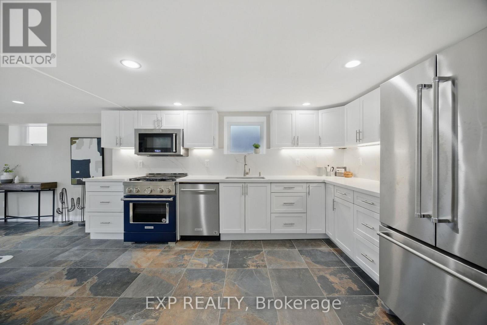 55 Don Valley Drive, Toronto, Ontario  M4K 2J1 - Photo 25 - E12402054