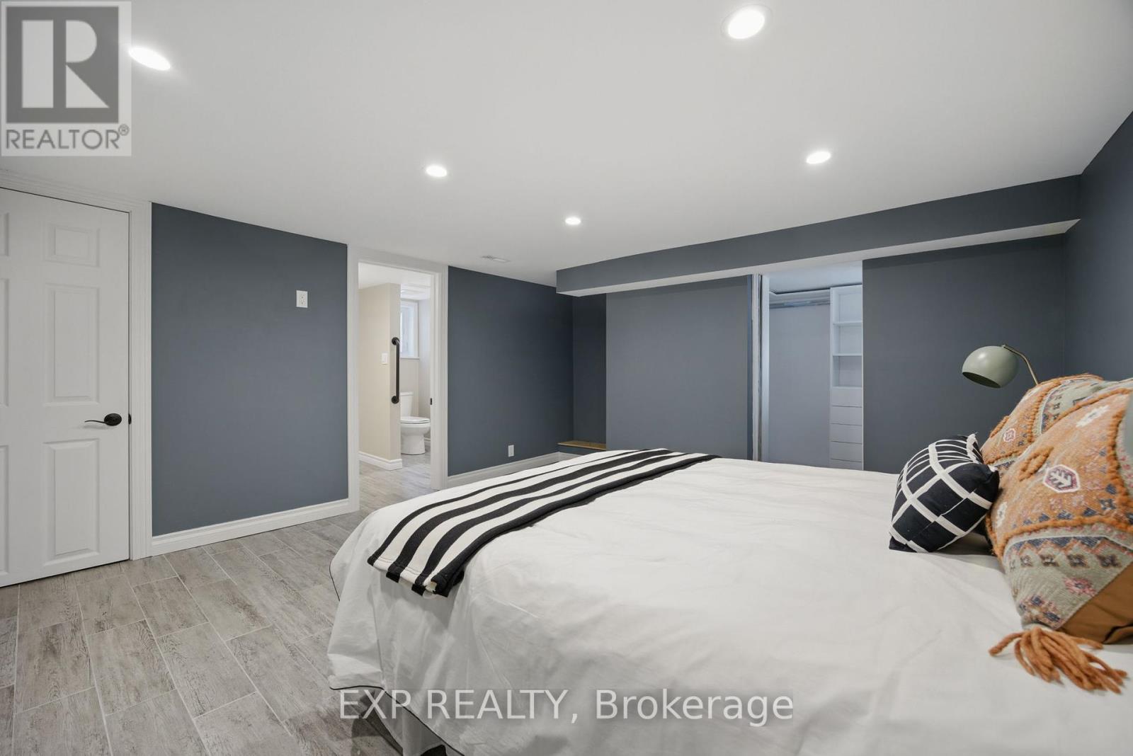 55 Don Valley Drive, Toronto, Ontario  M4K 2J1 - Photo 30 - E12402054