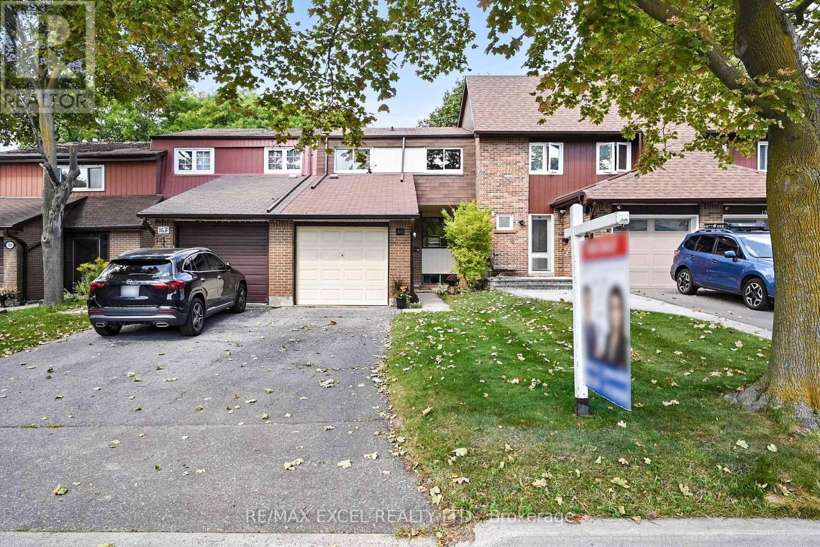 161 CAROLBREEN SQUARE, Toronto, Ontario