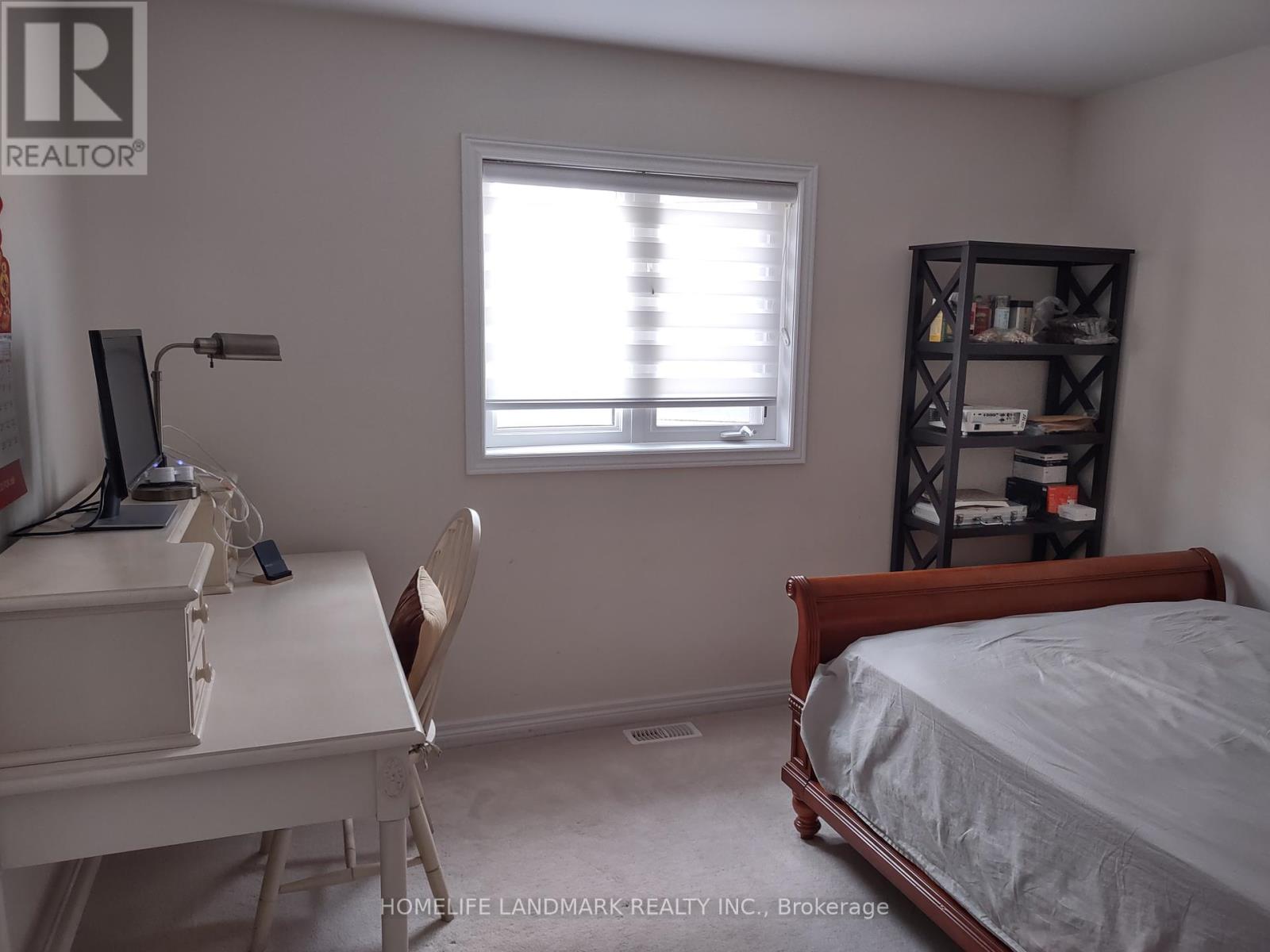 109 Herefordshire Crescent, East Gwillimbury, Ontario  L9N 0B6 - Photo 15 - N12402028