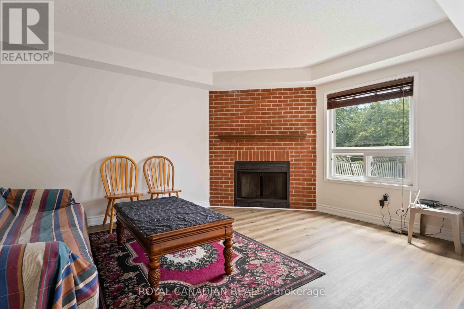Upper - 107 Joycedale Street, Markham, Ontario  L3S 3J2 - Photo 17 - N12402050