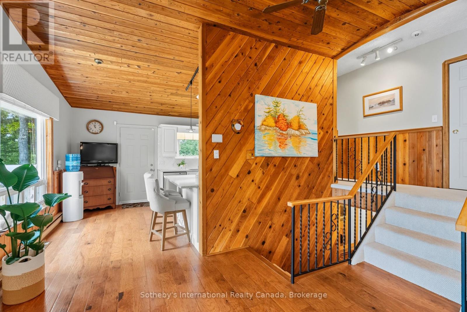 20 Fish Rock Road, Huntsville, Ontario  P1H 2N5 - Photo 16 - X12402066