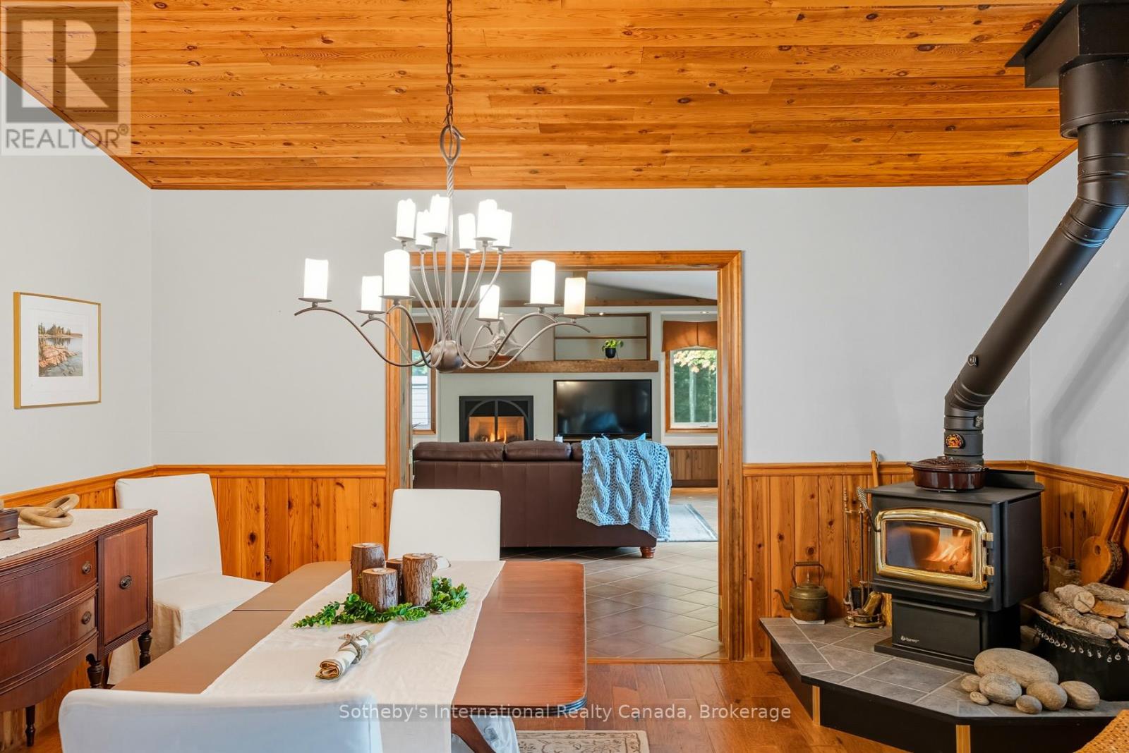 20 Fish Rock Road, Huntsville, Ontario  P1H 2N5 - Photo 18 - X12402066