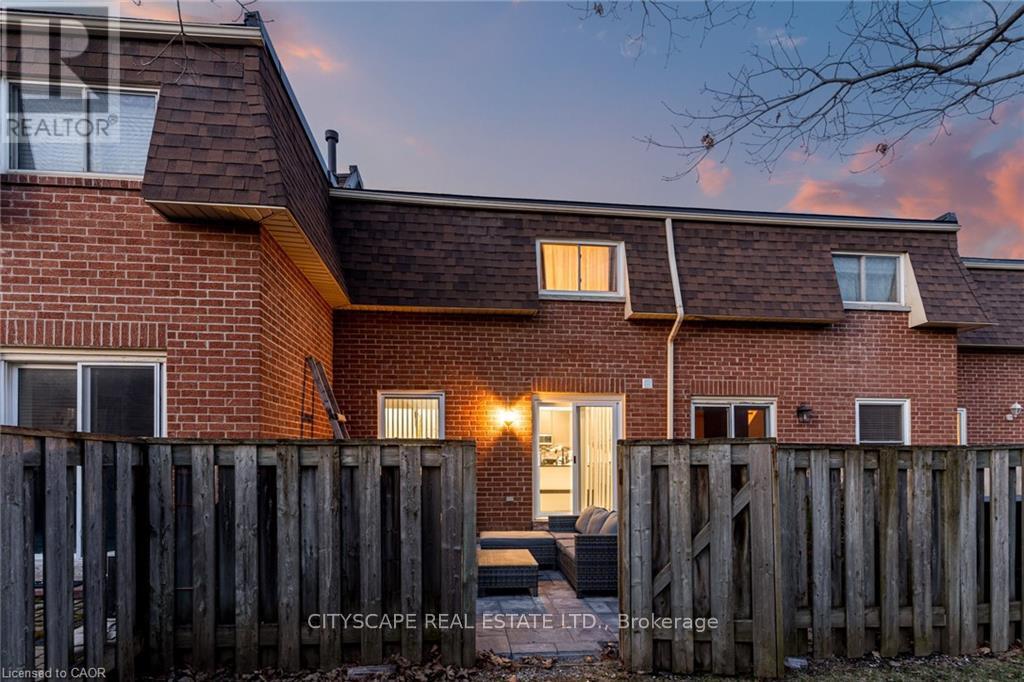 17 - 30 Heslop Road, Milton (Bm Bronte Meadows), Ontario  L9T 1B3 - Photo 33 - W12402061
