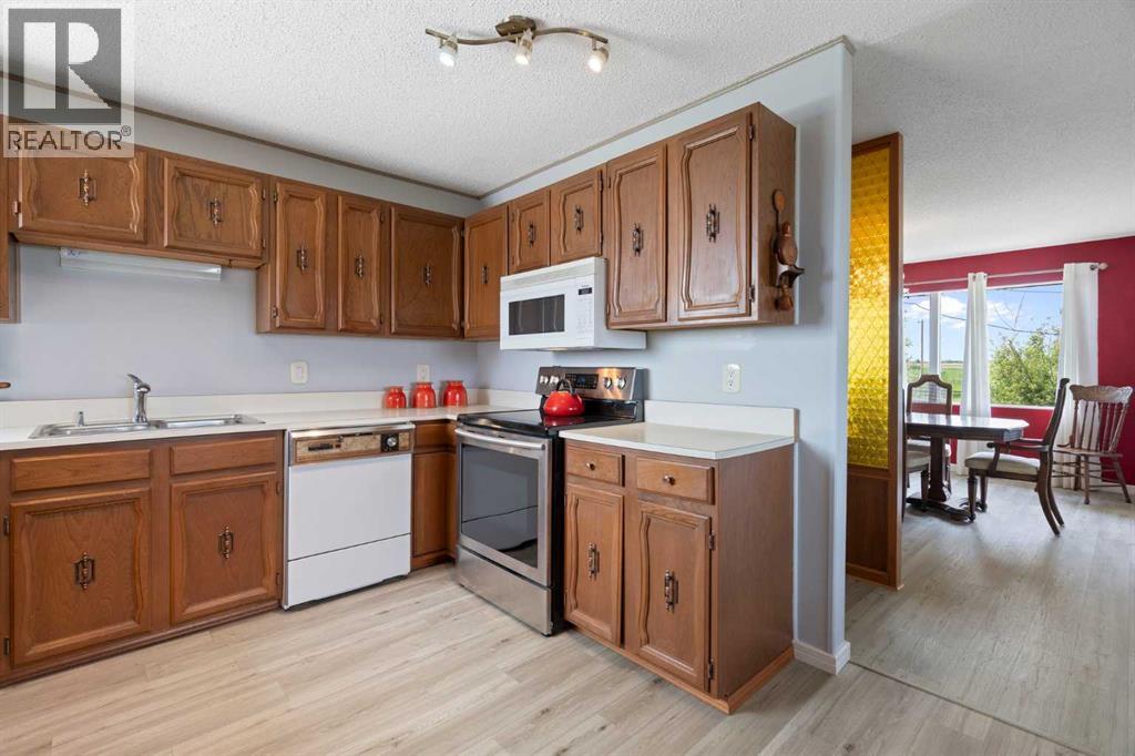 271194 Township Road 252, Dalroy, Alberta  T1Z 0S7 - Photo 27 - A2229521