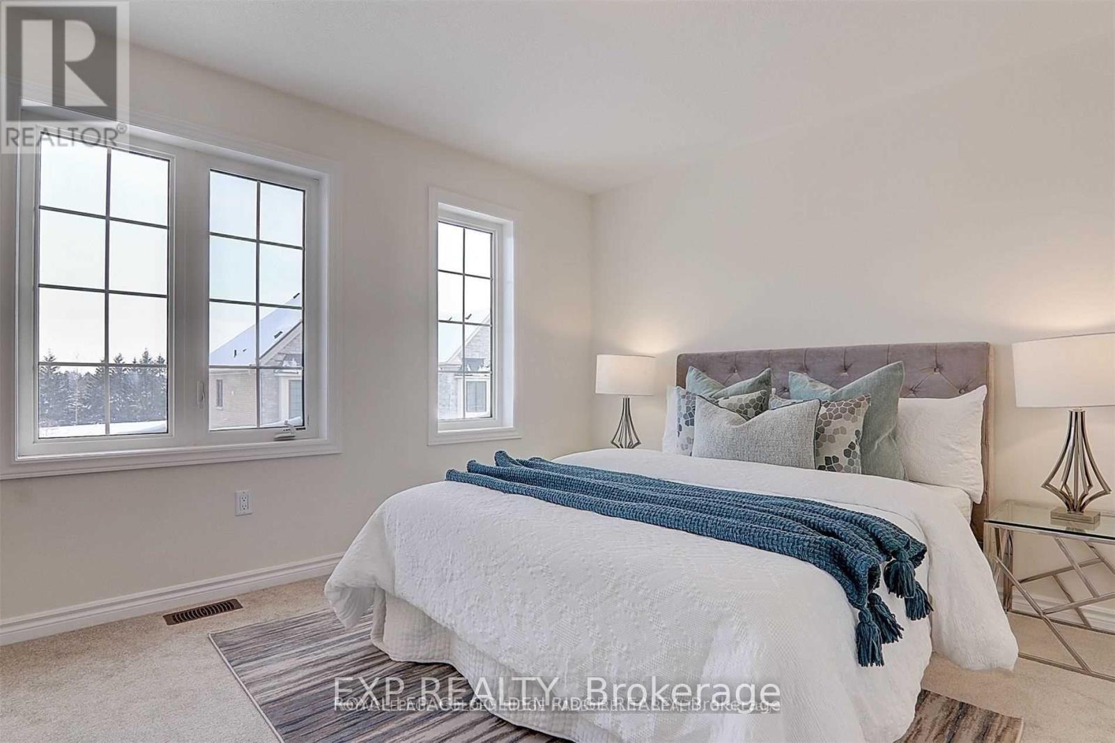 275 Bloomington Road W, Richmond Hill, Ontario  L4E 2H8 - Photo 11 - N12314871