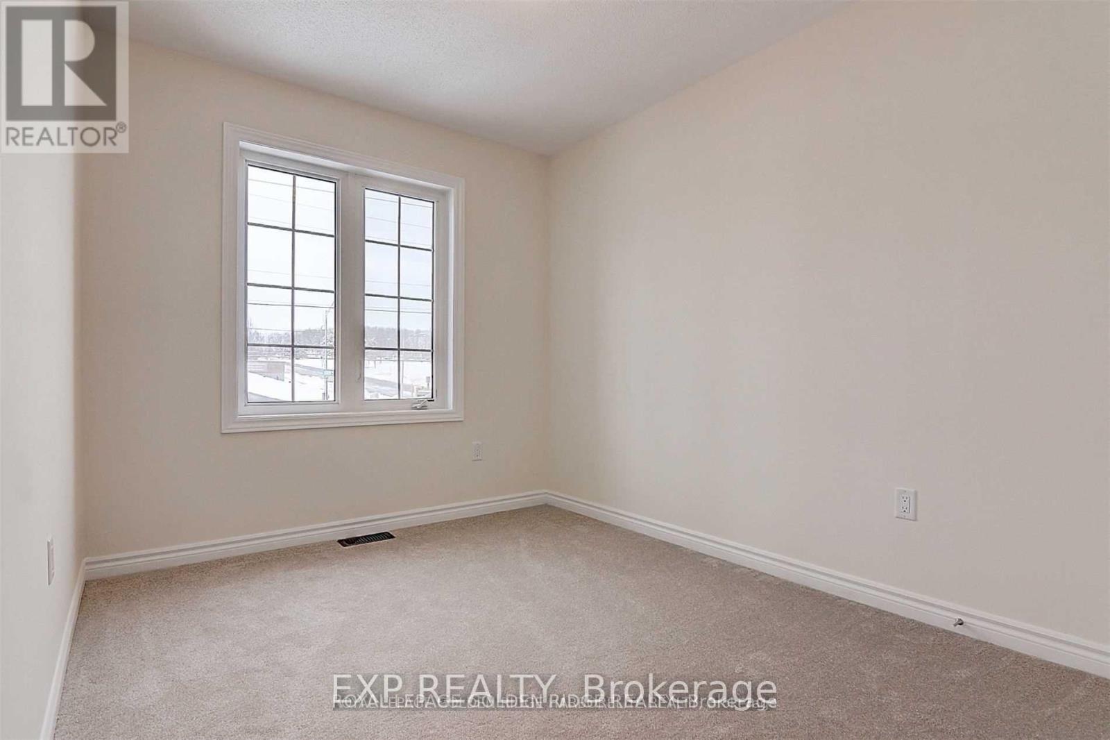 275 Bloomington Road W, Richmond Hill, Ontario  L4E 2H8 - Photo 14 - N12314871