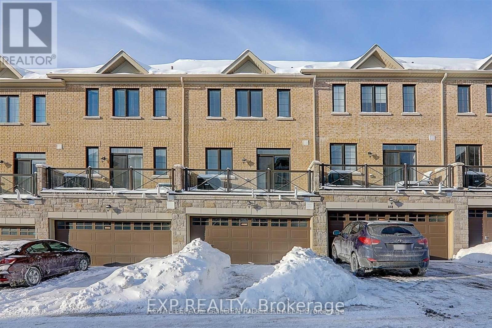 275 Bloomington Road W, Richmond Hill, Ontario  L4E 2H8 - Photo 16 - N12314871