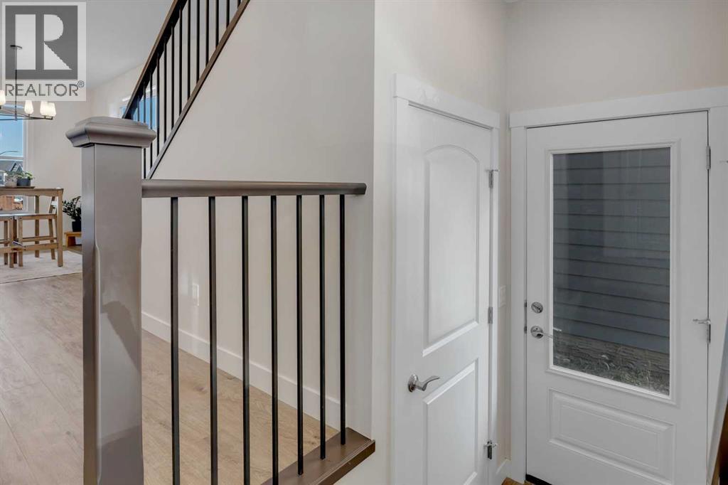 547 Rowmont Boulevard Nw, Calgary, Alberta  T3L 0G4 - Photo 21 - A2251329