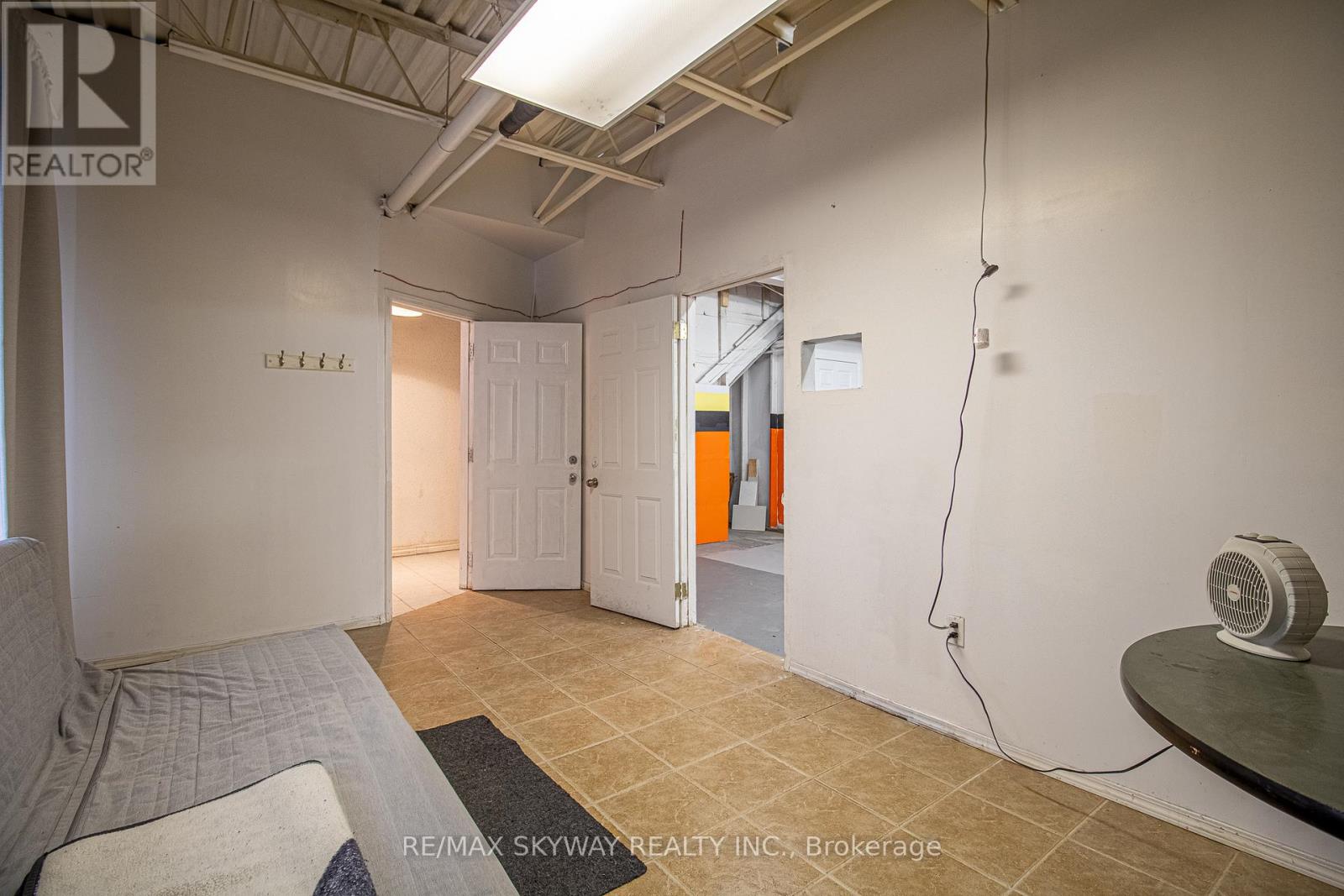 6 - 140 Regina Road, Vaughan, Ontario  L4L 8N1 - Photo 20 - N12402085