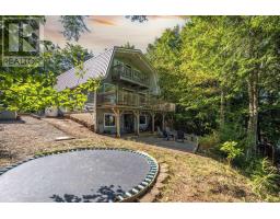 120 Lakeside Drive