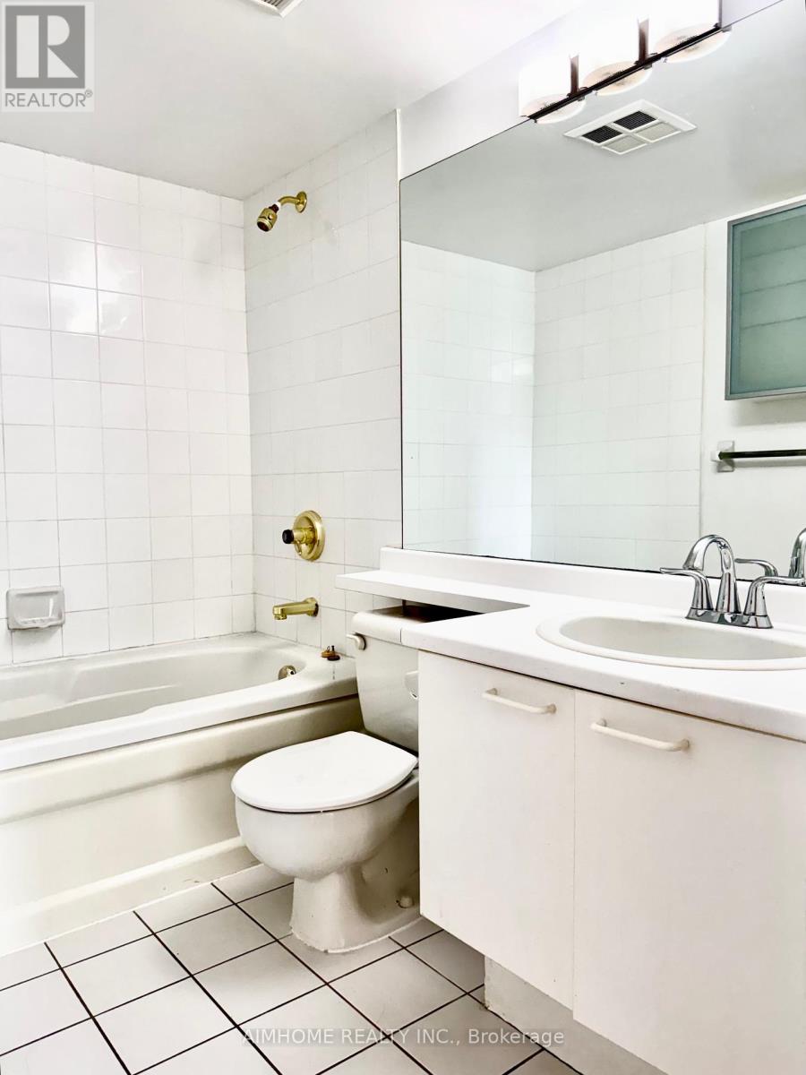 708 - 28 Hollywood Avenue, Toronto, Ontario  M2N 6S4 - Photo 15 - C12402033