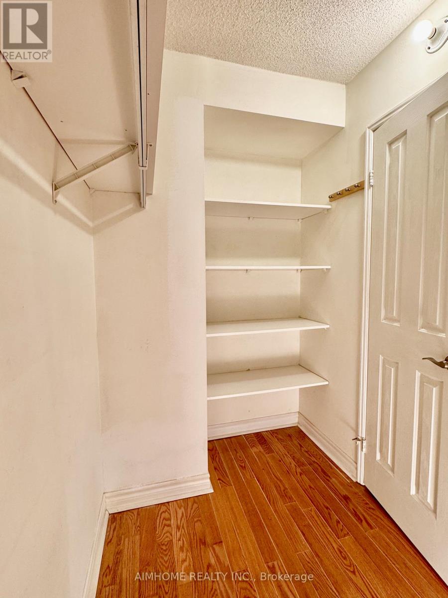 708 - 28 Hollywood Avenue, Toronto, Ontario  M2N 6S4 - Photo 10 - C12402033