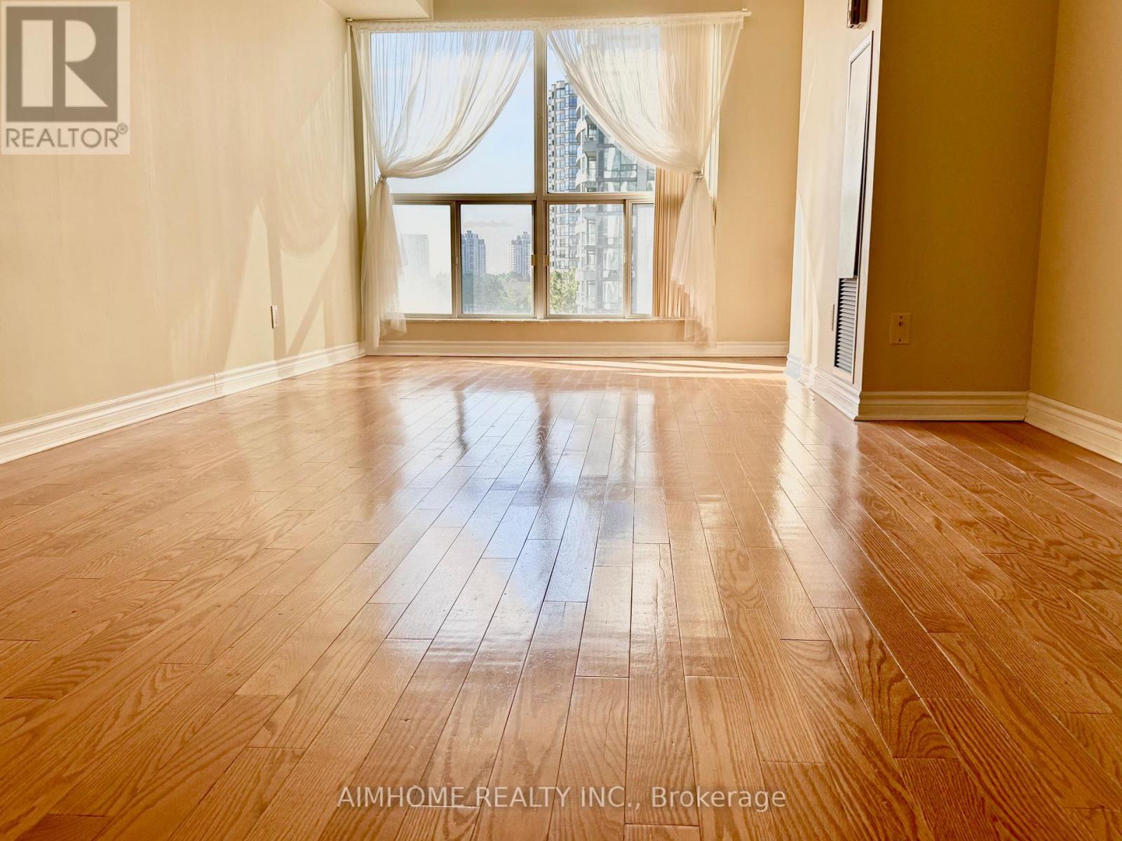 708 - 28 Hollywood Avenue, Toronto, Ontario  M2N 6S4 - Photo 5 - C12402033