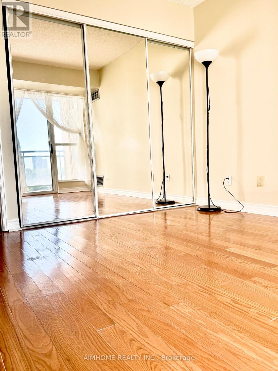 708 - 28 Hollywood Avenue, Toronto, Ontario  M2N 6S4 - Photo 7 - C12402033
