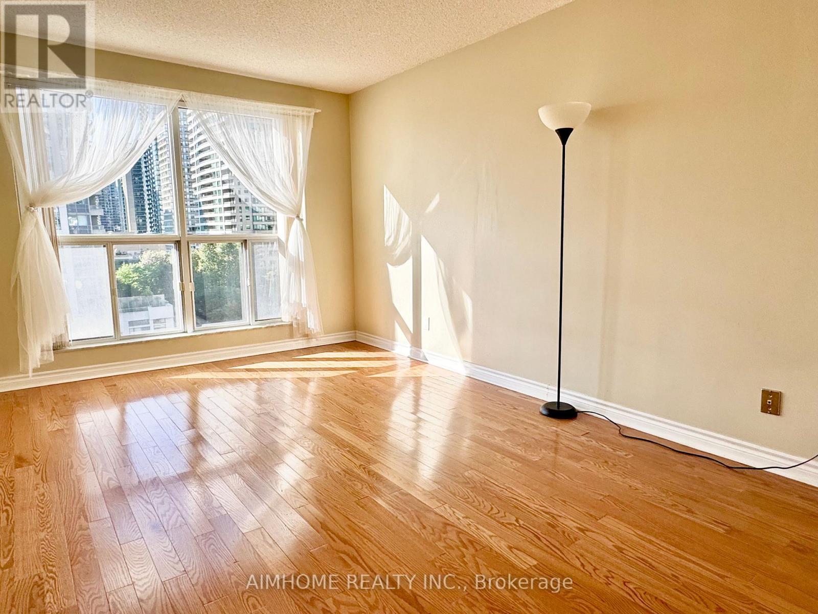 708 - 28 Hollywood Avenue, Toronto, Ontario  M2N 6S4 - Photo 6 - C12402033