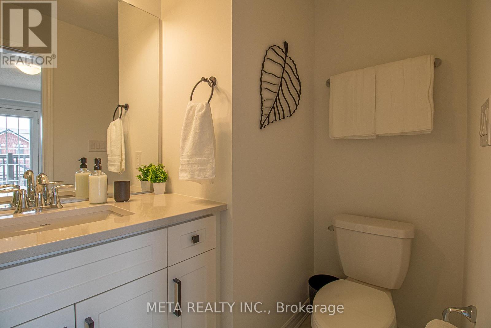 1359 William Halton Parkway, Oakville, Ontario  L6H 7B3 - Photo 27 - W12402090
