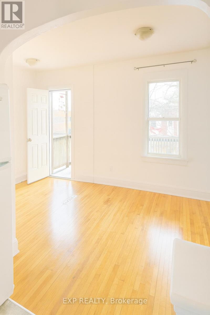446 Cambridge Street S, Ottawa, Ontario  K1S 4H7 - Photo 12 - X12402102