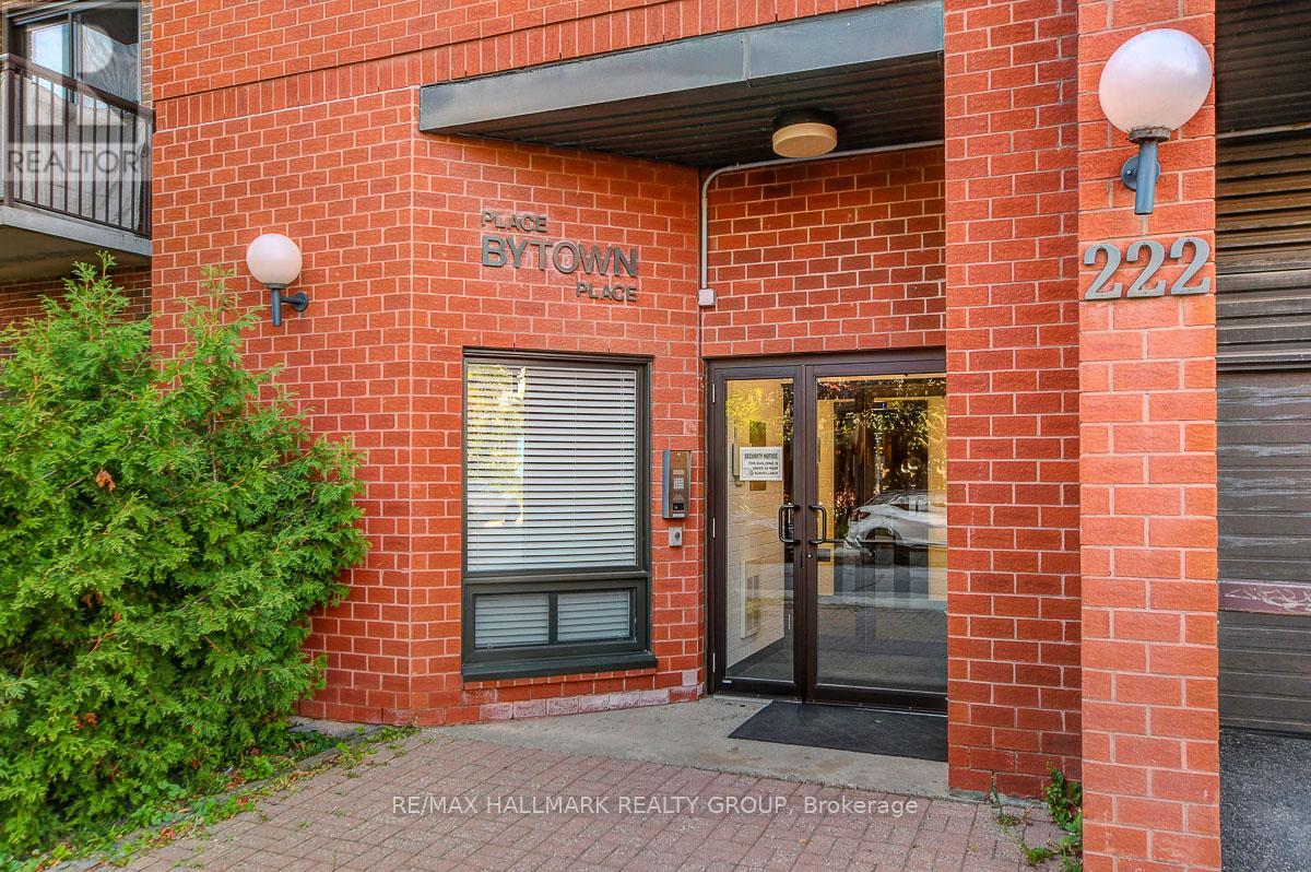 504 - 222 Guigues Avenue, Ottawa, Ontario  K1N 5J2 - Photo 2 - X12402137